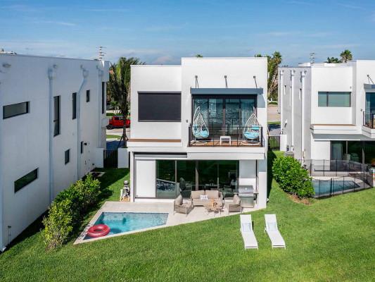 Harbor Island 3 Villatel Harbor Island vacation rental