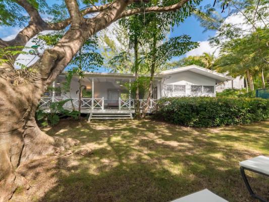 Maple Villa Mullins Bay villas