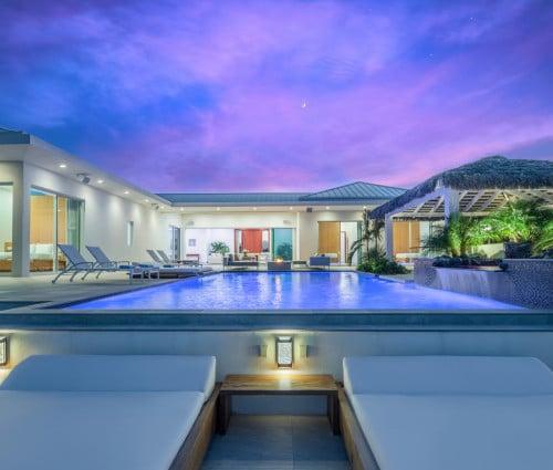 Ocean Breeze - Chalk Sound villas with private pool