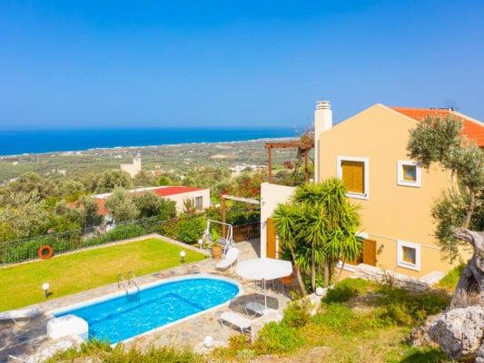 Maroulas Villas Collection