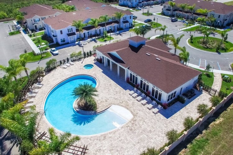 Lucaya Village Resort pool